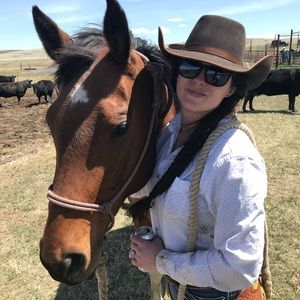 Meet your Posher, Amanda